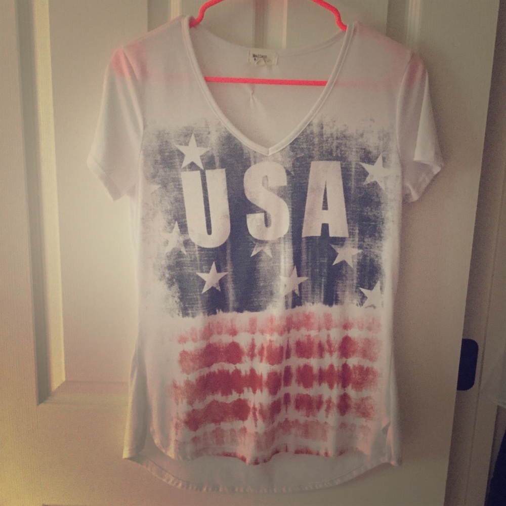 🌟2/$5 DONATING SOON! LAST CHANCE! 🇺🇸U.S.A. Tee🇺🇸 - Picture 1 of 4